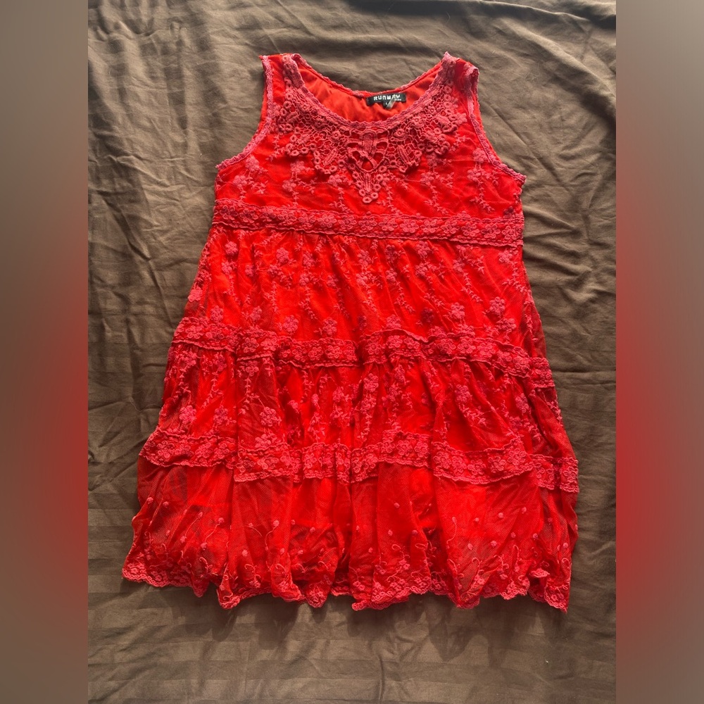 Runway Paris Red Lace Midi Dress Size L